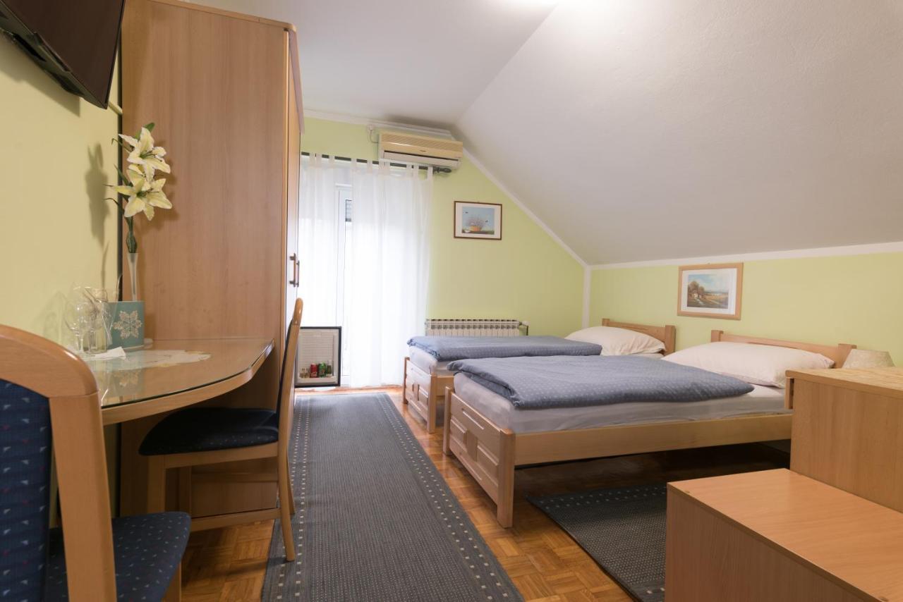Guest House Bagi Pozega Exterior foto